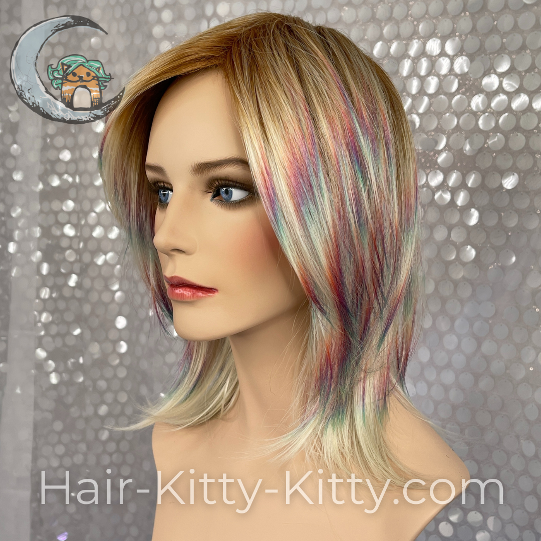 Grayson Wig - Holographic Blonde Rooted