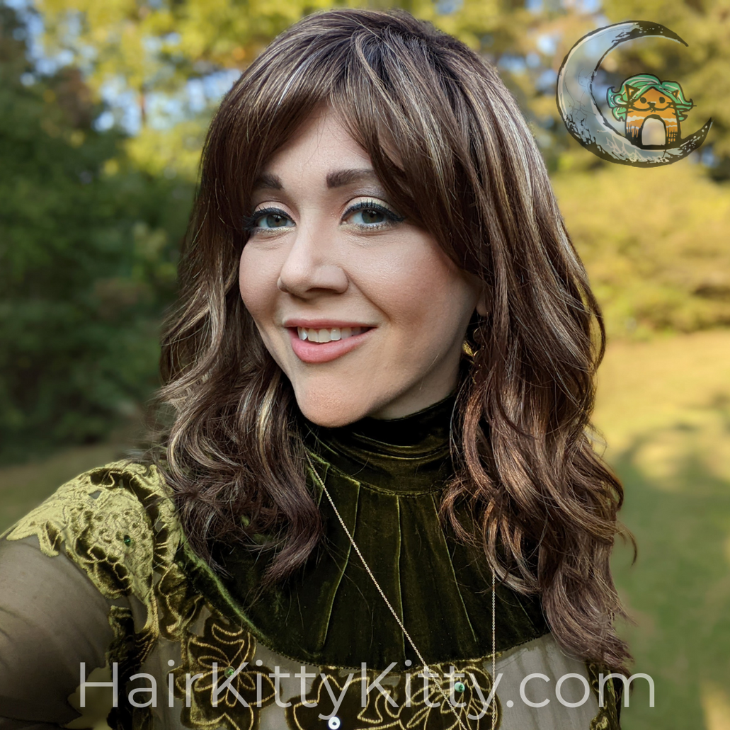 Leighton Cocoa Swirl Rooted Wigs Forever Synthetic Machine