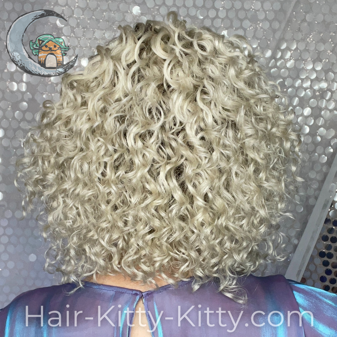 Roxanne Mono Wig - Harlow Blonde Rooted