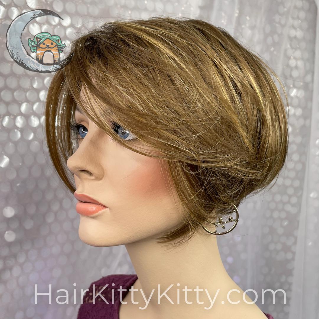 Piper Wig - Honey Tea Rooted-Machine Made Wefted Wig-CysterWigs Limited-Honey Tea Rooted-Piper | Honey Tea Rooted | CysterWigs Heat Friendly Synthetic Wig-2022, All, Average, balanced, Bob, Crown Filler, CWL, Favorites, Fringe: 10", Has Permatease, Heart + Inverted Triangle, Heat-Friendly Synthetic, Honey Tea Rooted, Nape <2", Natural Density, Oval + Diamond, Overall Length: 10", Piper, Popular, Round, Square, Standard Wig, Straight, Triangle + Pear, Weight: 3 oz, Wigs, zodiac-aries, zodiac-capr