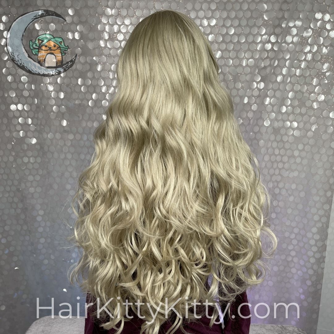 Monofilament 2024 blonde wig